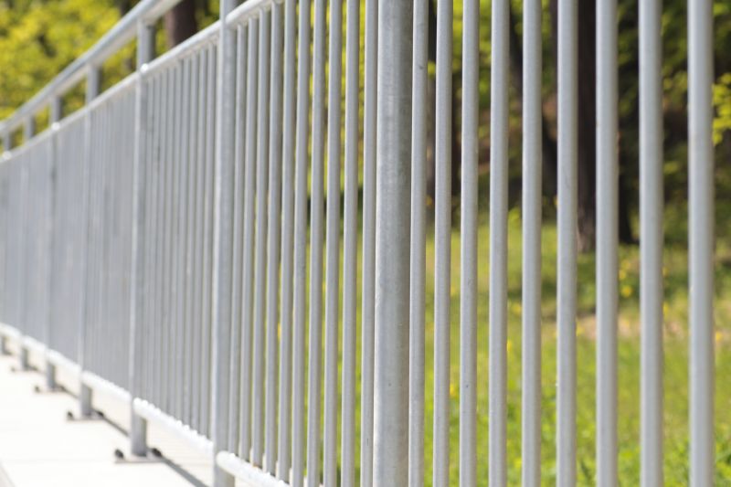 Aluminum Fence Painting