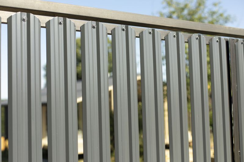 Aluminum Fence Painting