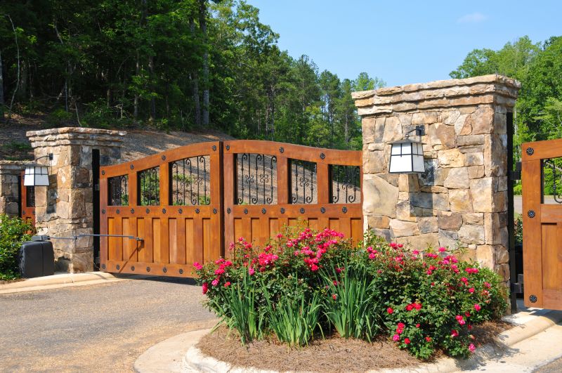 Gate Painting Service