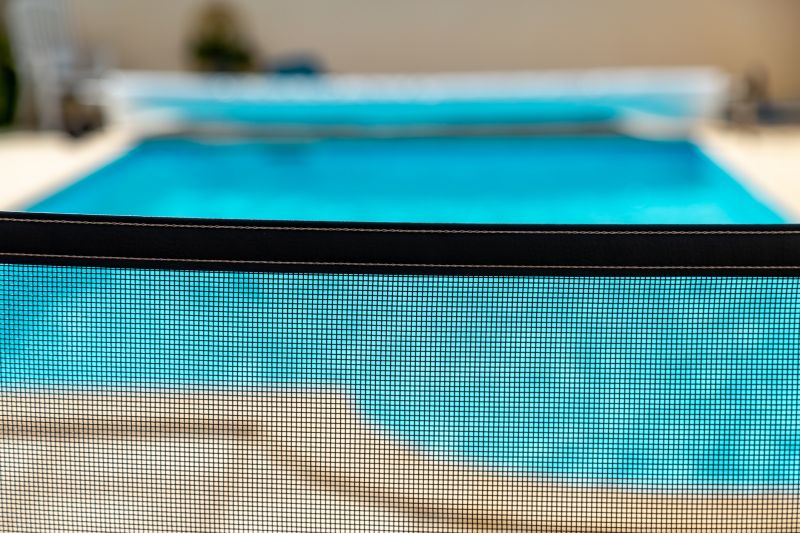 Mesh Pool Fence Construction