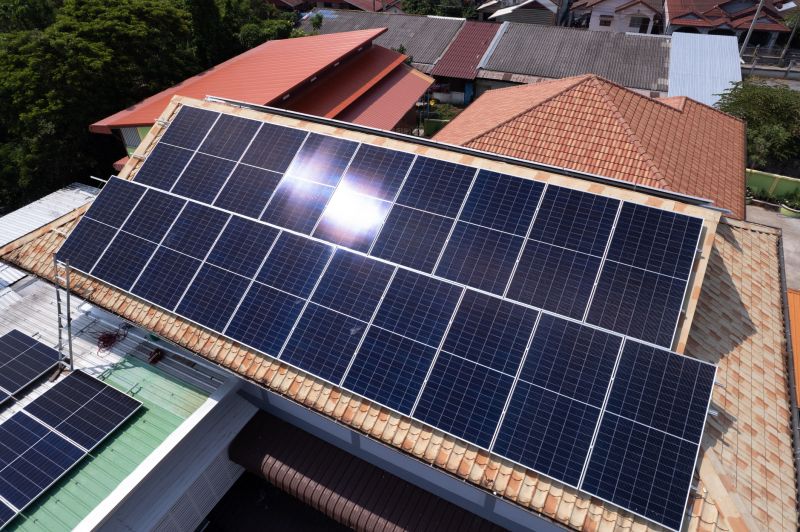 Roof Solar Installation