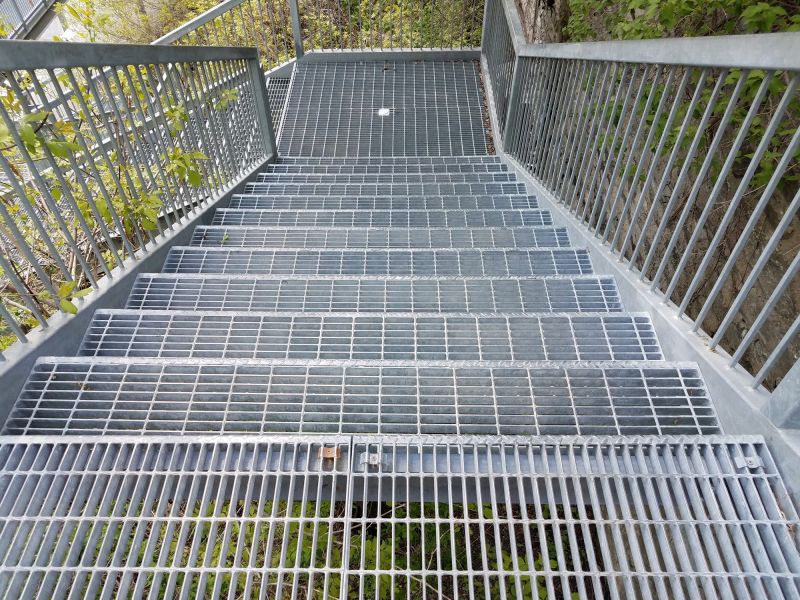 Steel Stairs Repair