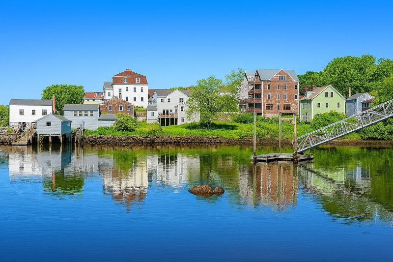 House Raising in Warwick, RI
