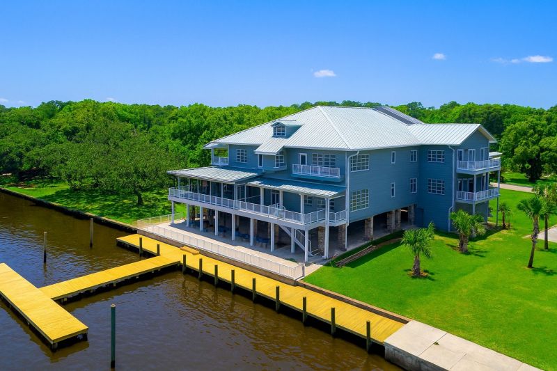 Metallic Epoxy Service in Madisonville, LA