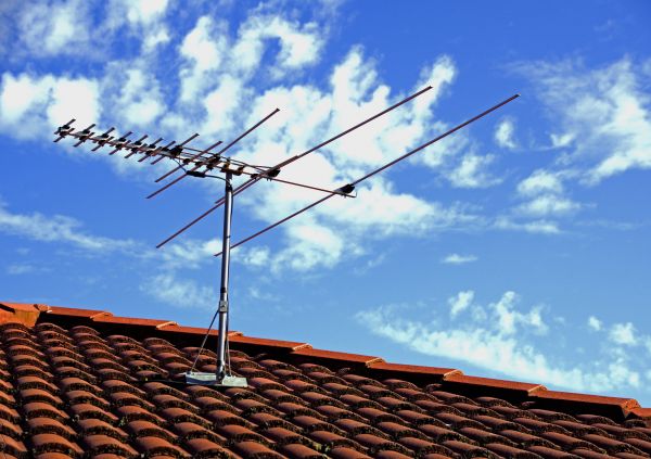 Roof Antenna Installation