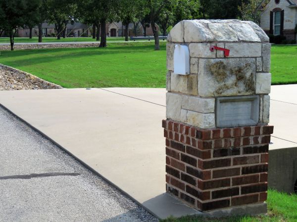 Mailbox Masonry Repair